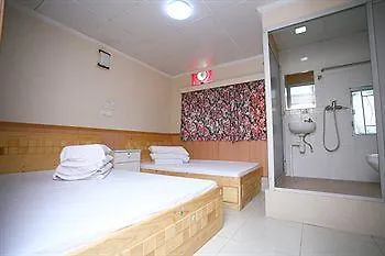 Even Easy Hostel Hong Kong Hotel